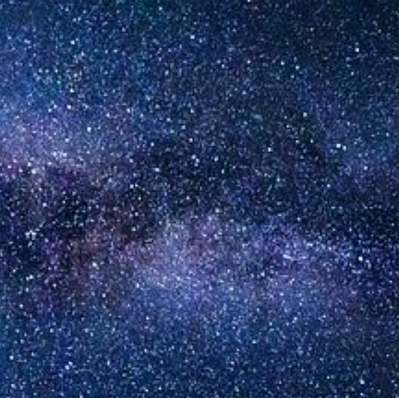 Meet your Posher, Kari - Picture 1 of 1